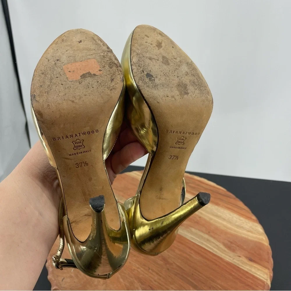 Brian Atwood Vintage Gold T-Strap‎ Platform Pumps 37.5 US 7.5